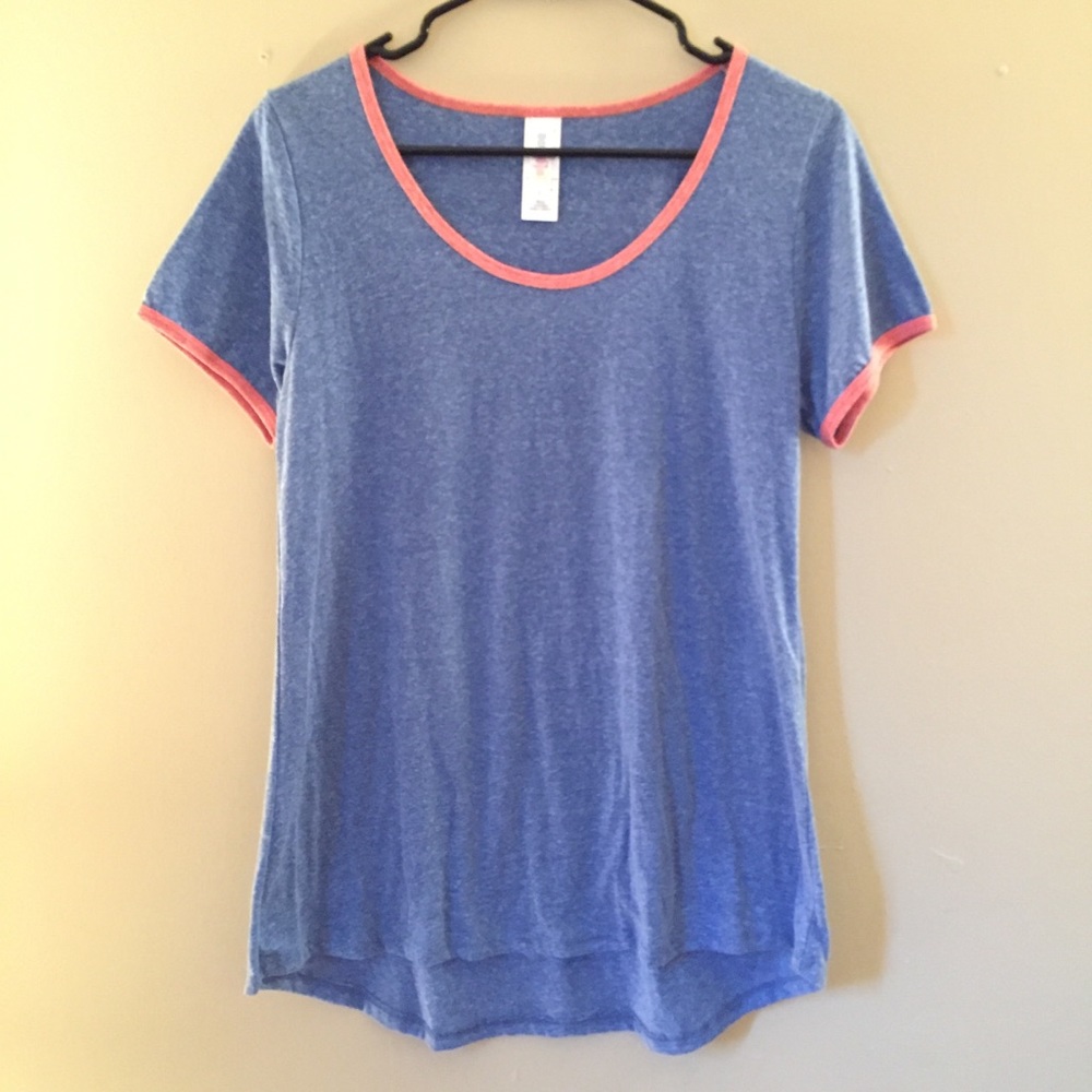 Lularoe Classic T size small